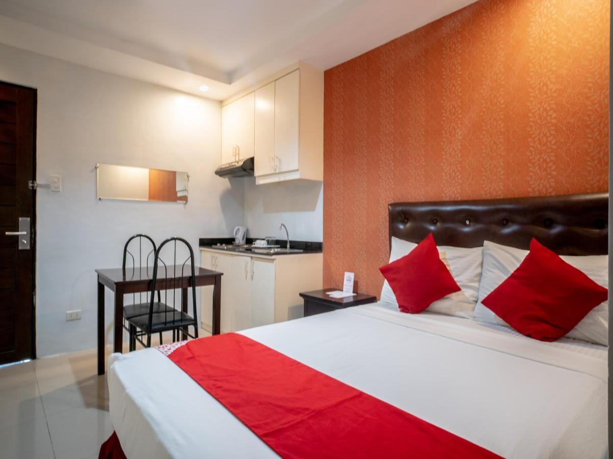 Oyo 697 Obrero Suites Davao City Exteriér fotografie
