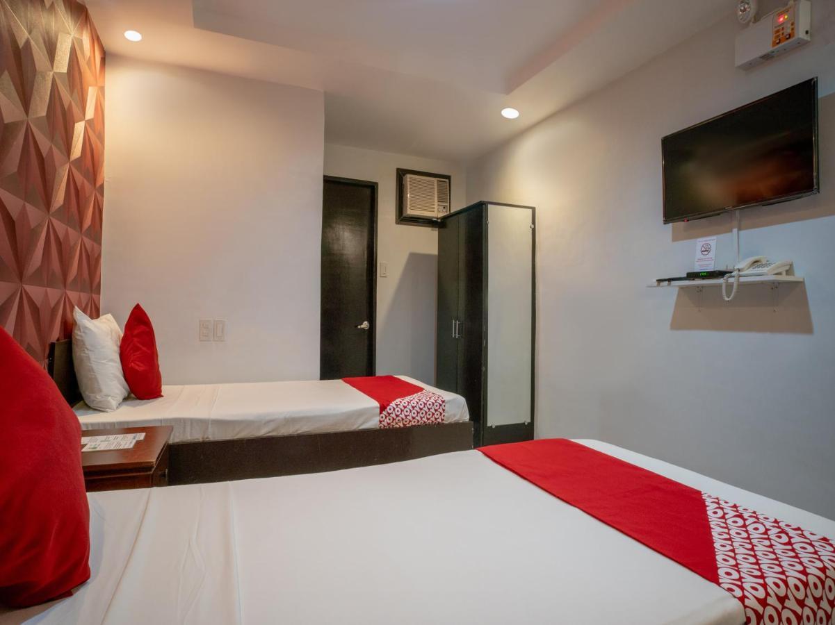 Oyo 697 Obrero Suites Davao City Exteriér fotografie