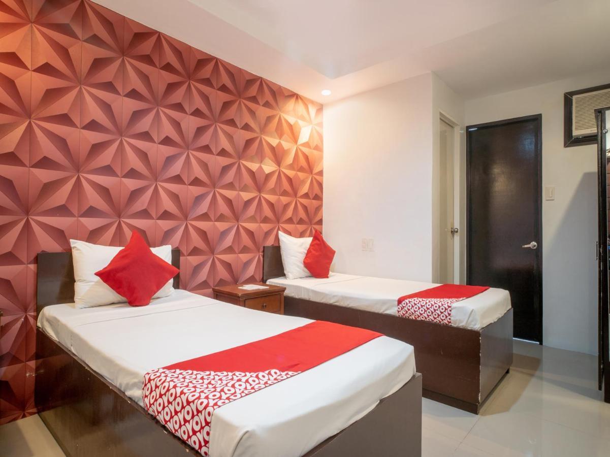Oyo 697 Obrero Suites Davao City Exteriér fotografie
