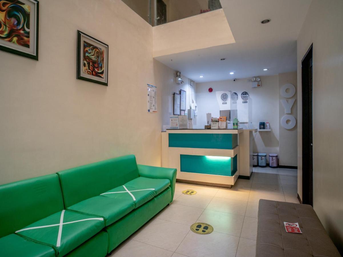 Oyo 697 Obrero Suites Davao City Exteriér fotografie
