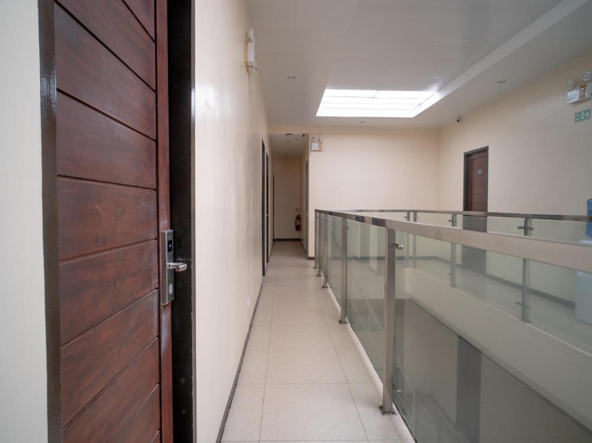 Oyo 697 Obrero Suites Davao City Exteriér fotografie