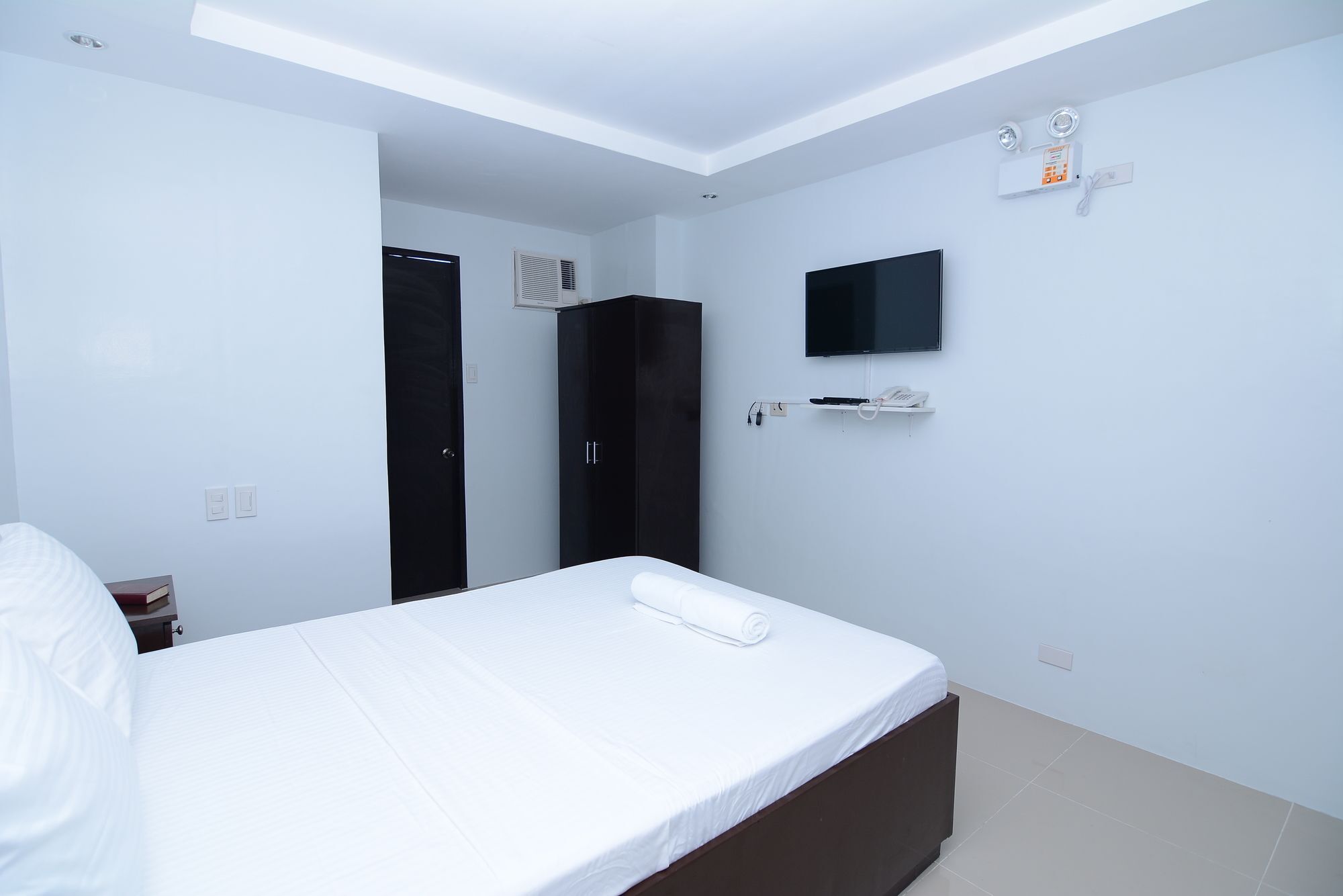 Oyo 697 Obrero Suites Davao City Exteriér fotografie